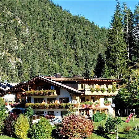 Zirbennest Martha Apartment Biberwier