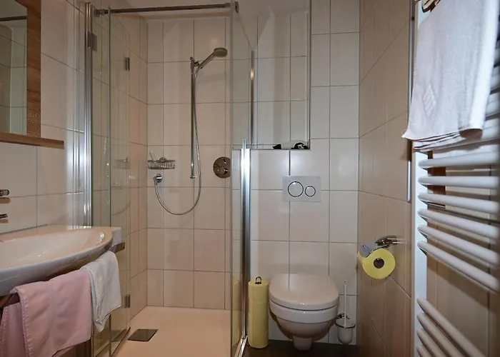 Zirbennest Martha * 比伯维尔